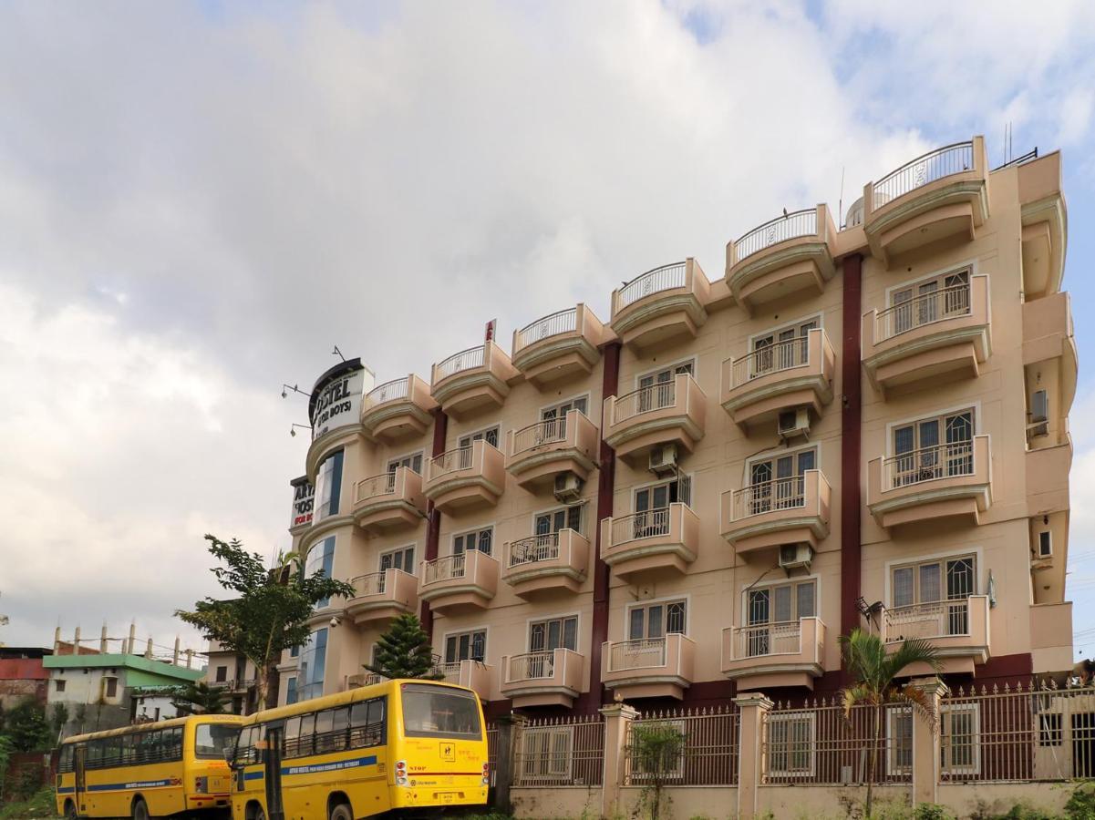 Spot On 82236 Aryan Home Stay Jhājra 外观 照片
